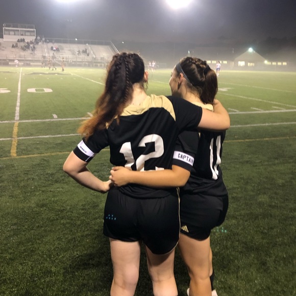 Meet your Posher, Lena - Picture 1 of 1